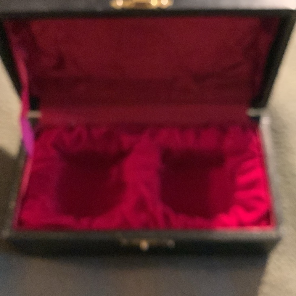 Regal Reproductions of Corbell silver plated napkin ring pair in original box - Picture 7 of 15